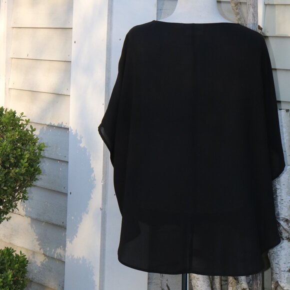 Chico's Black Sheer Georgette Center Pleat Flowy Dolman Sleeve Sz 2 - Picture 5 of 7